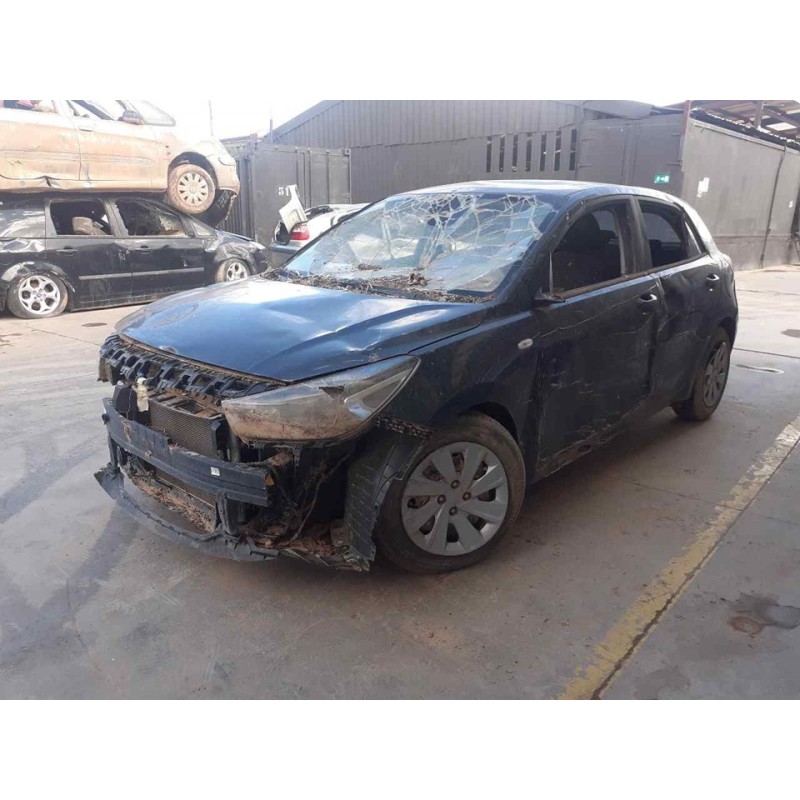 kia rio (yb) del año 2020