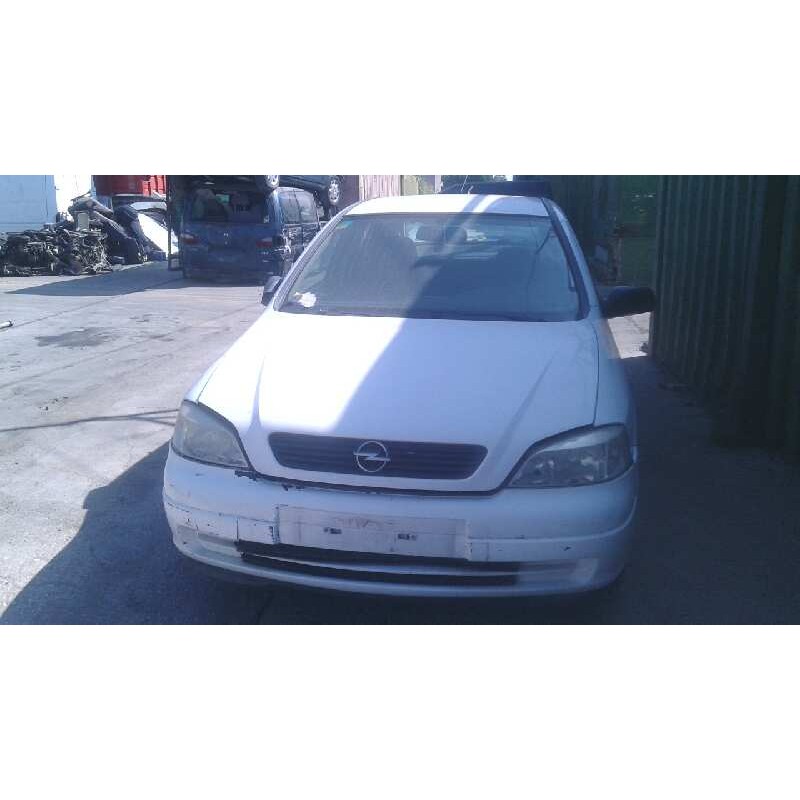 opel astra g berlina del año 1999