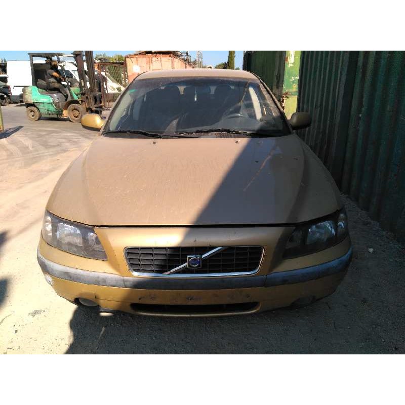 volvo s60 berlina del año 2001