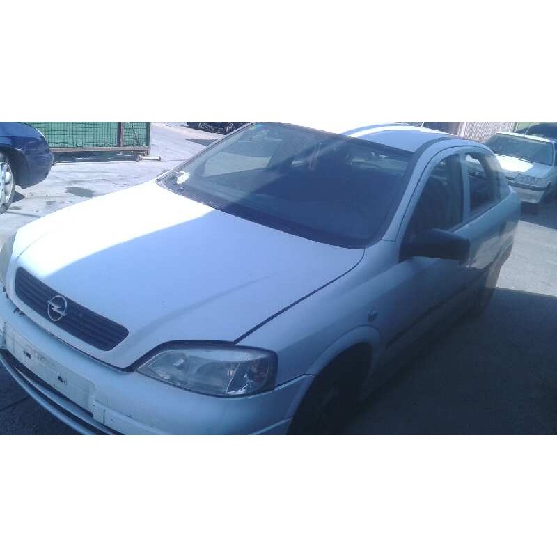opel astra g berlina del año 1999