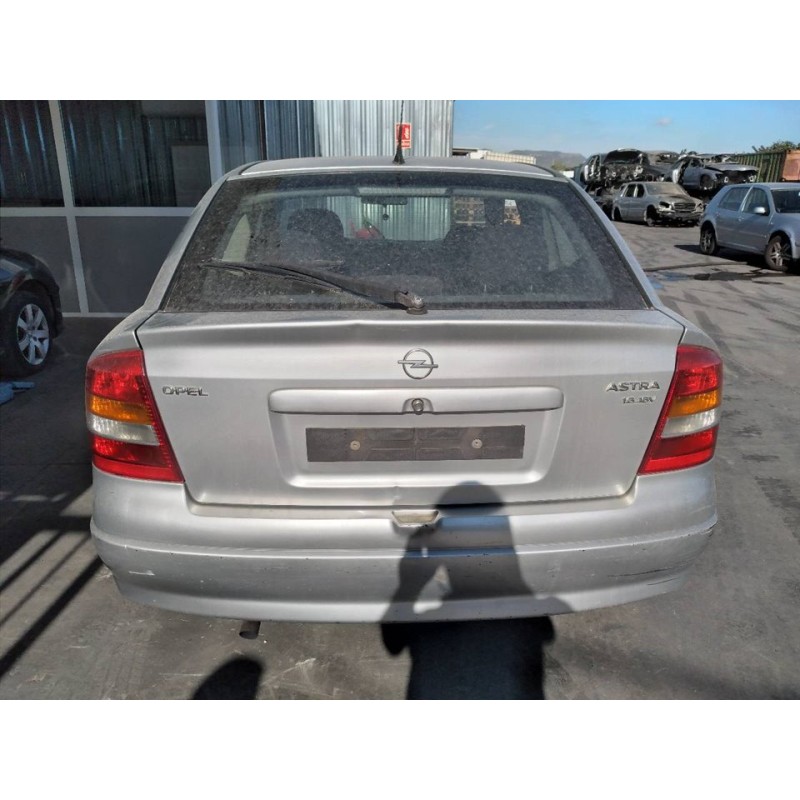 opel astra g berlina del año 1999
