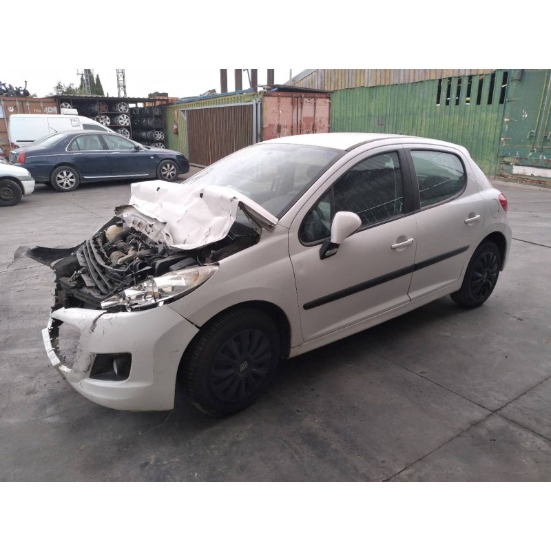peugeot 207 del año 2011