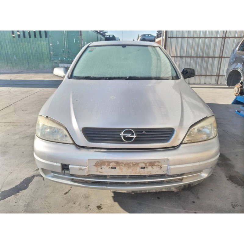 opel astra g berlina del año 2001