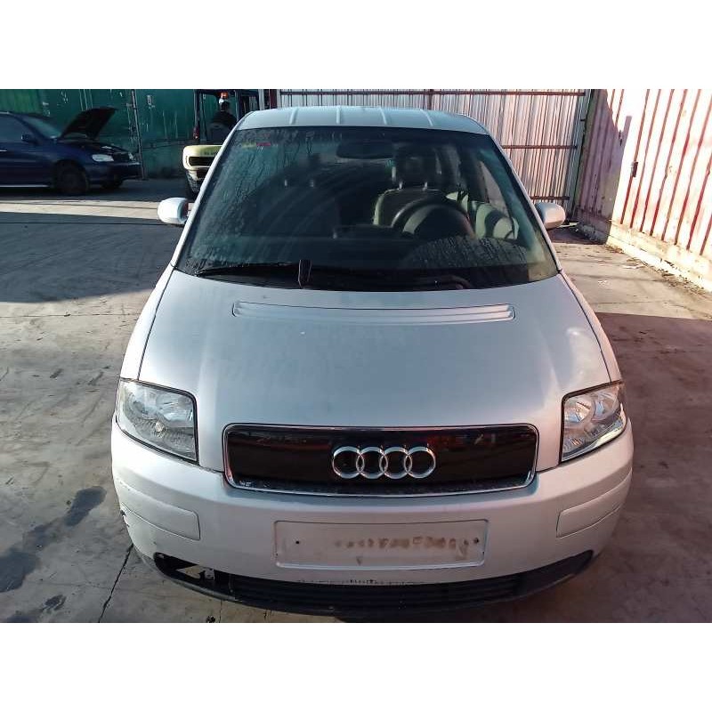 audi a2 (8z) del año 2001