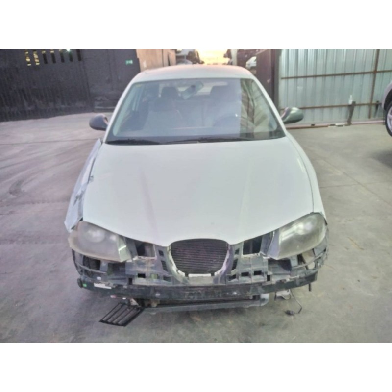 seat ibiza (6l1) del año 2004