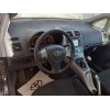 toyota auris del año 2010