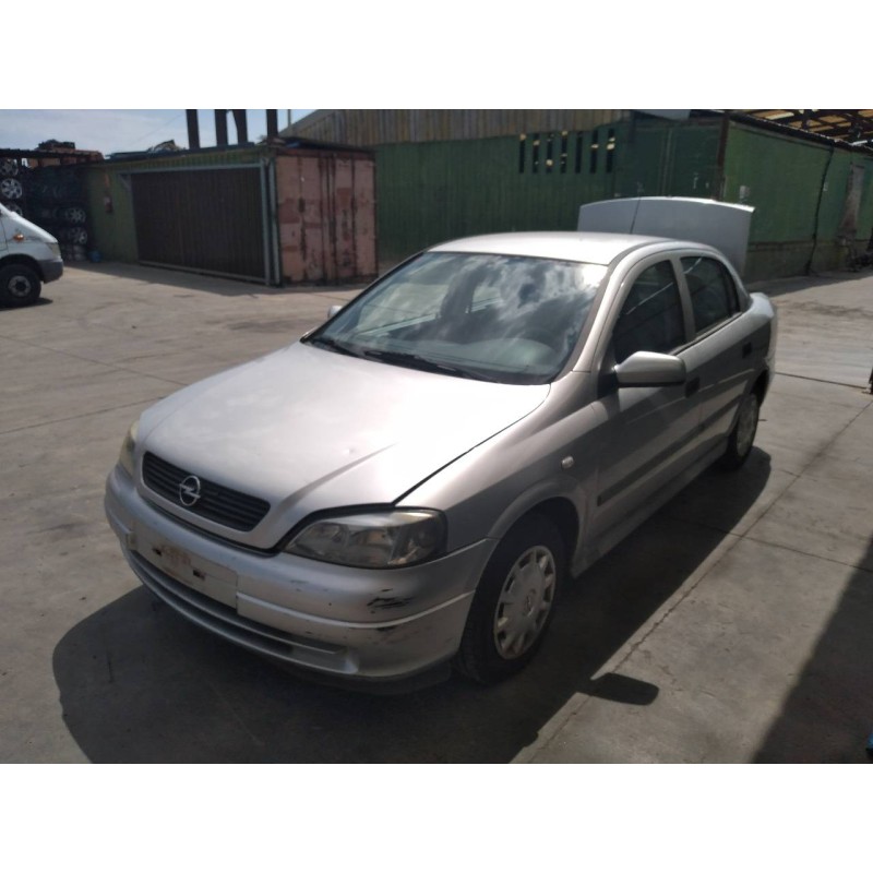opel astra g berlina del año 1999