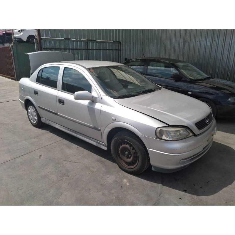 opel astra g berlina del año 1999