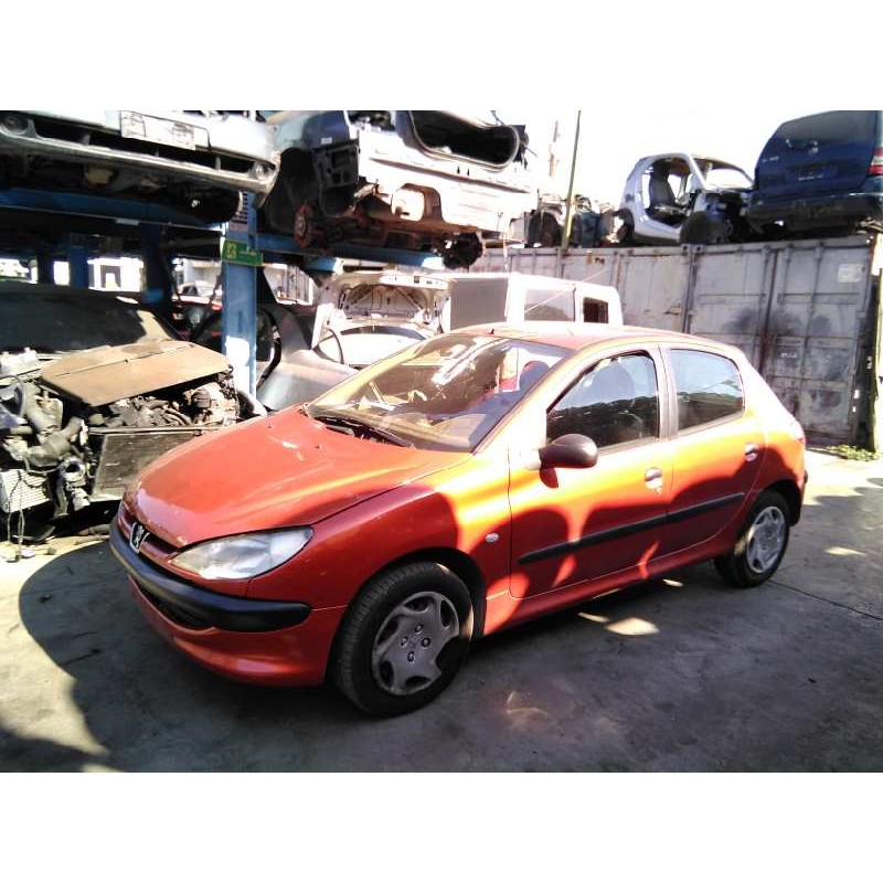 peugeot 206 berlina del año 2002