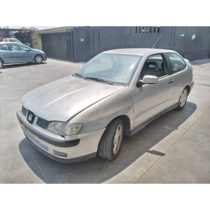 seat cordoba berlina (6k2) del año 2000
