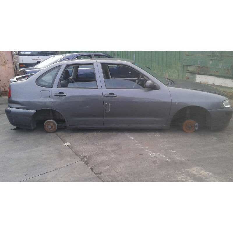 seat cordoba berlina (6k2) del año 2002