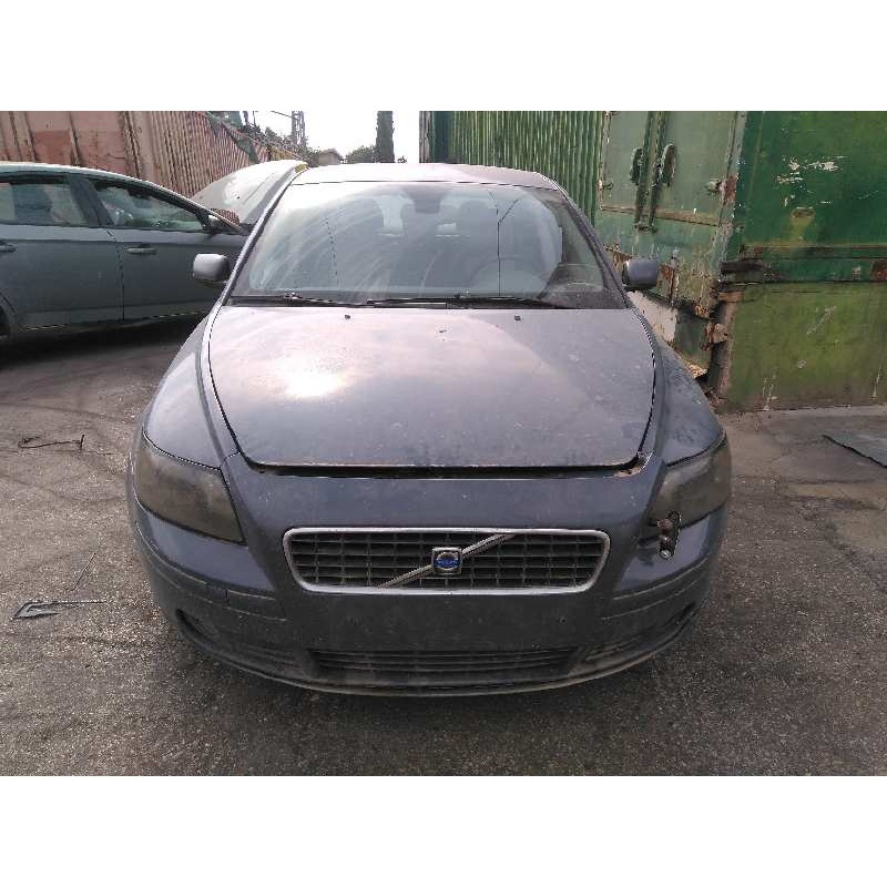 volvo s40 berlina del año 2004