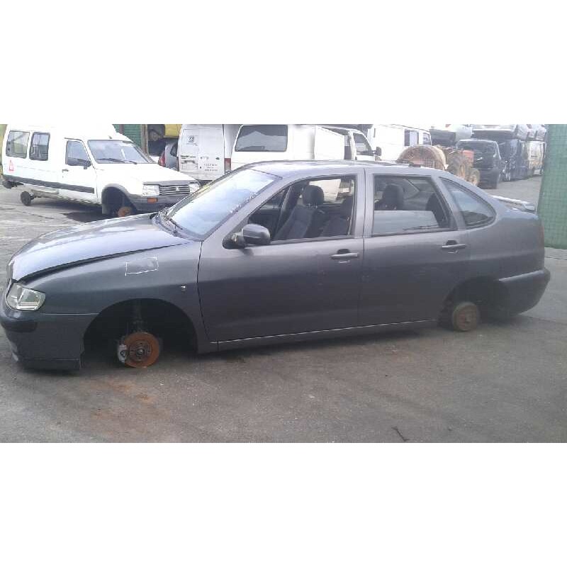 seat cordoba berlina (6k2) del año 2002
