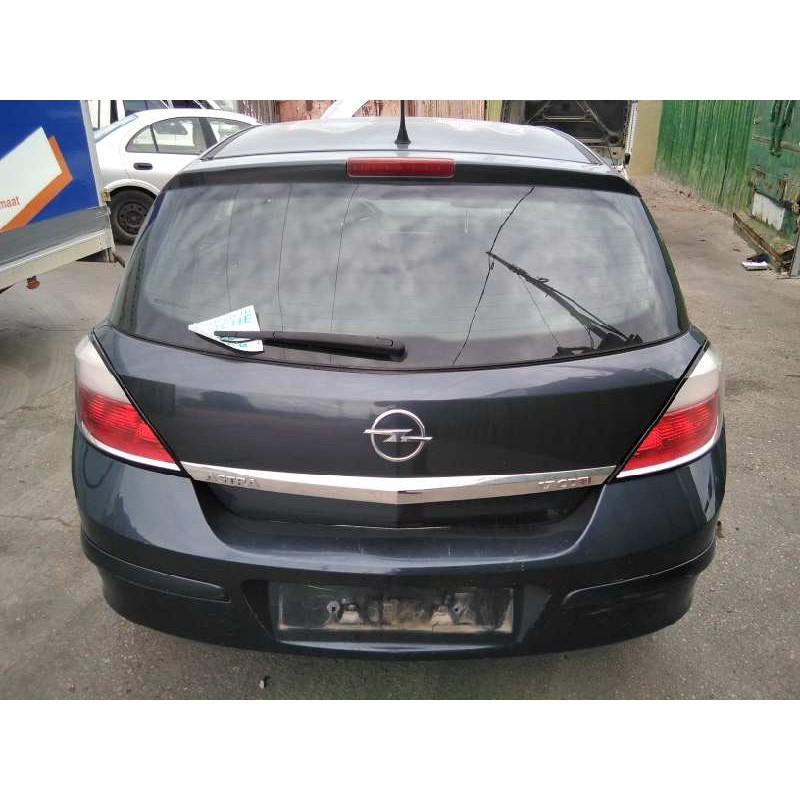 opel astra h berlina del año 2006