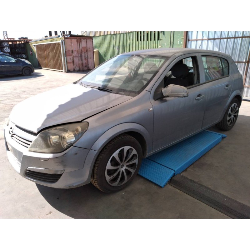 opel astra h berlina del año 2005