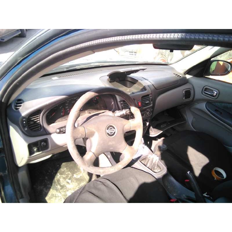 nissan almera (n16/e) del año 2001