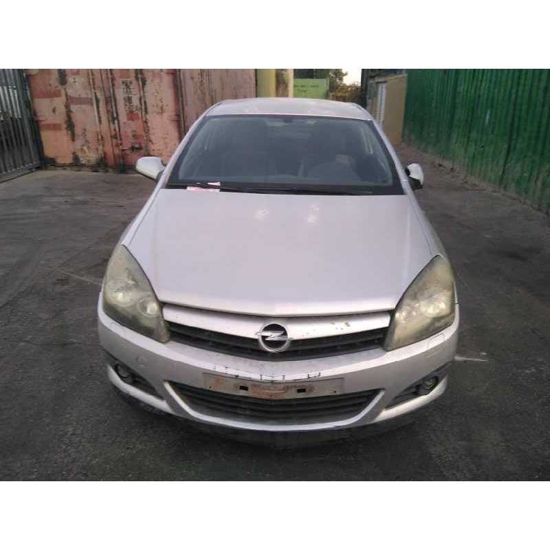 opel astra gtc del año 2005