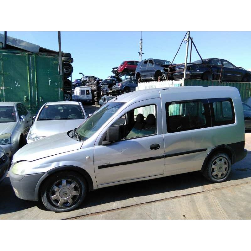 opel combo (corsa c) del año 2003