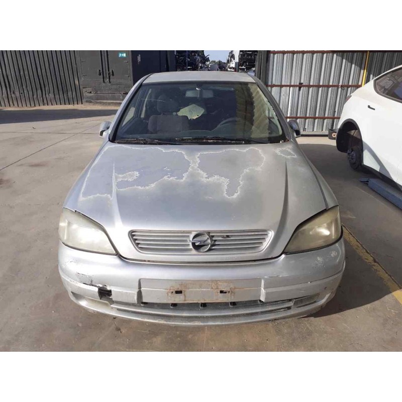 opel astra g berlina del año 2001