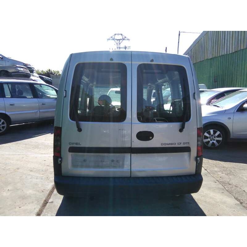 opel combo (corsa c) del año 2003