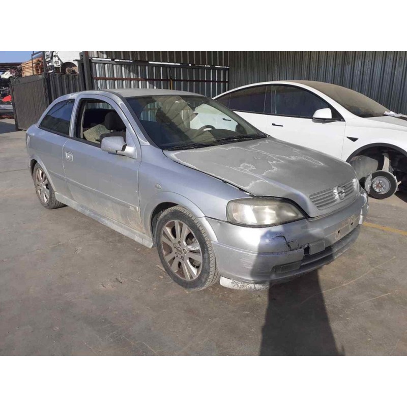 opel astra g berlina del año 2001
