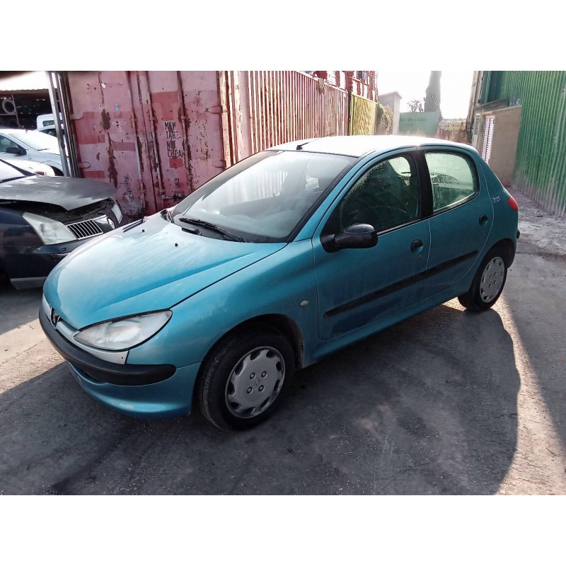 peugeot 206 berlina del año 2001