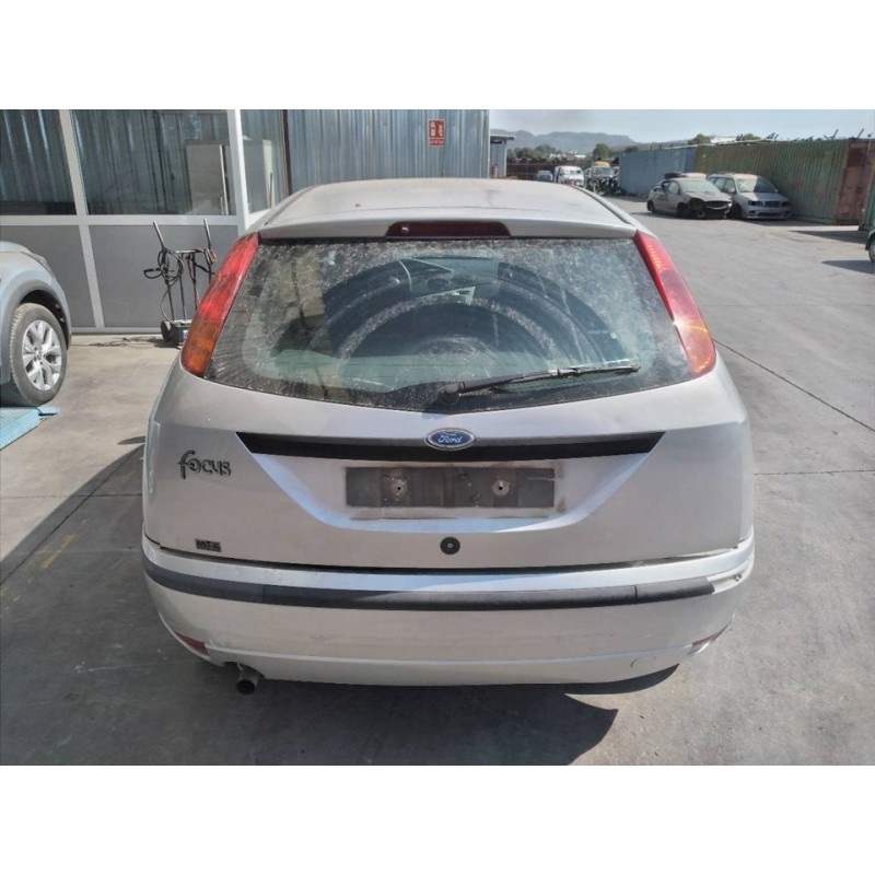 ford focus berlina (cak) del año 2003