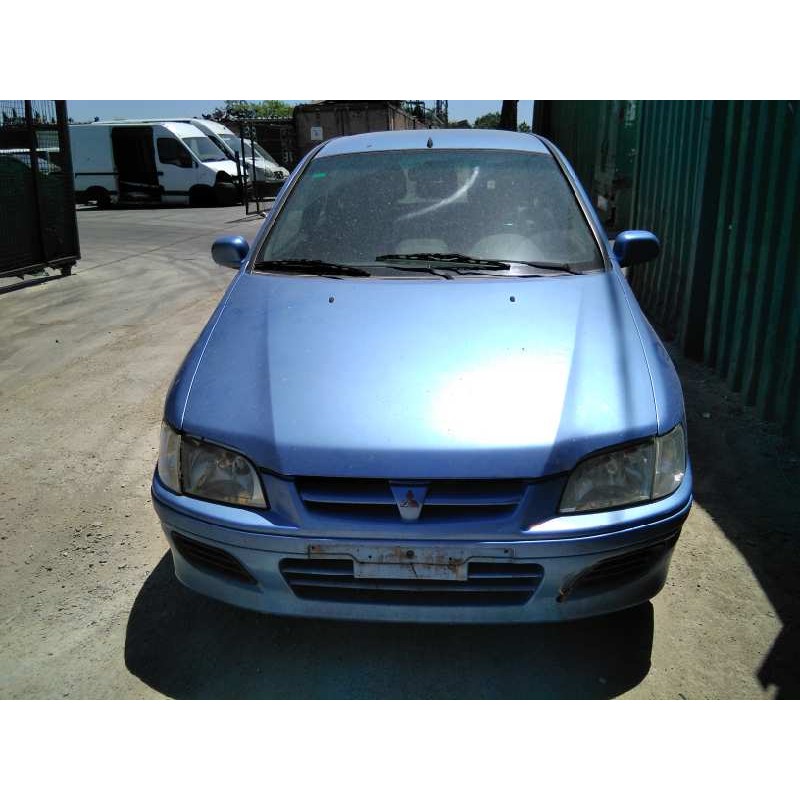 mitsubishi space star (dg0) del año 2001
