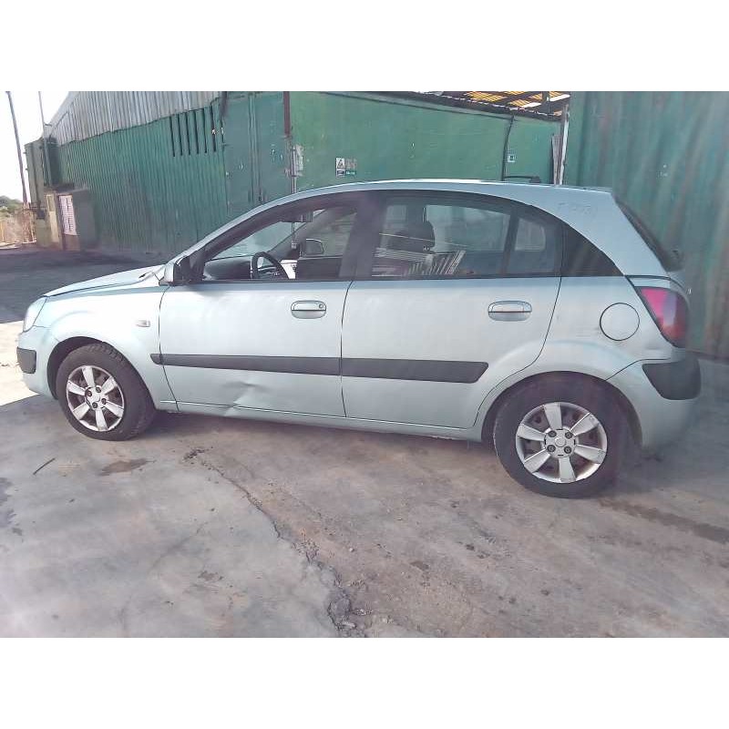 kia rio del año 2006
