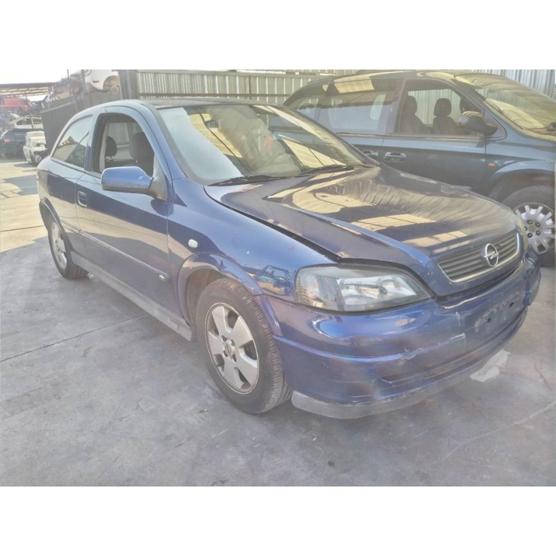 opel astra g berlina del año 2004