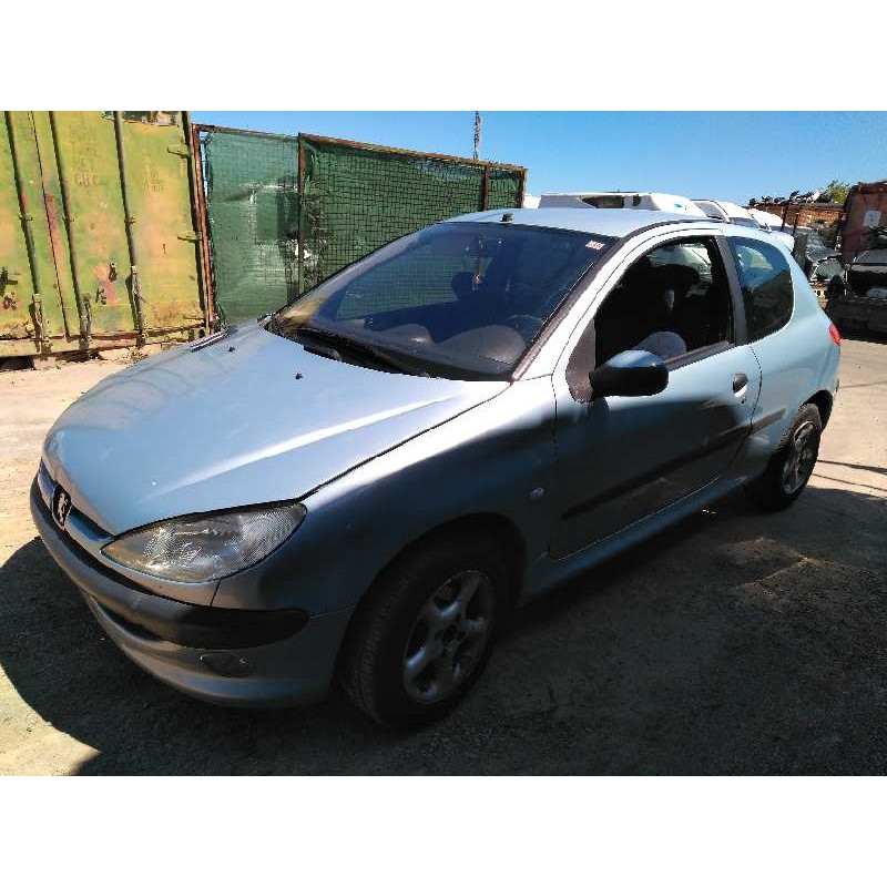 peugeot 206 berlina del año 2002