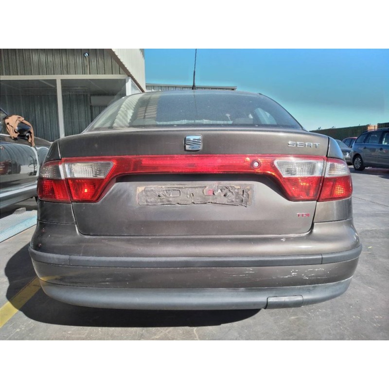 seat toledo (1m2) del año 2004