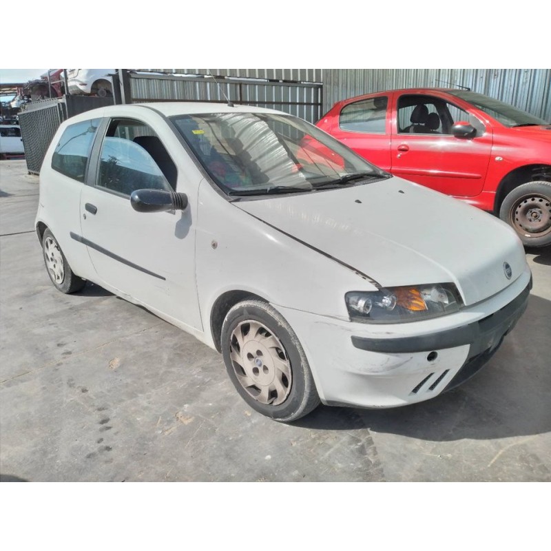 fiat punto berlina (188) del año 2000