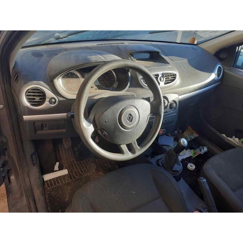renault clio iii del año 2009