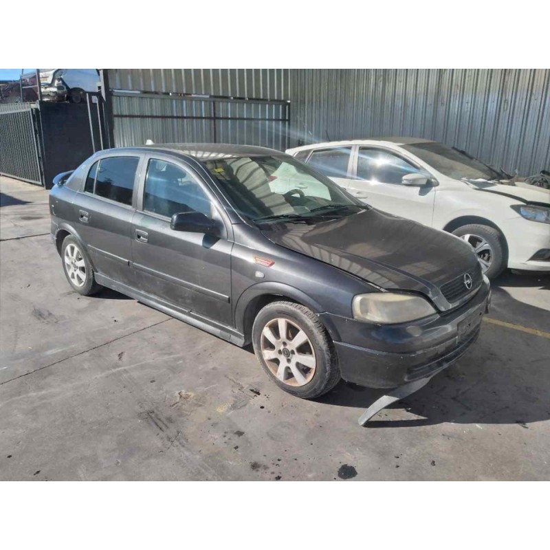 opel astra g berlina del año 2001