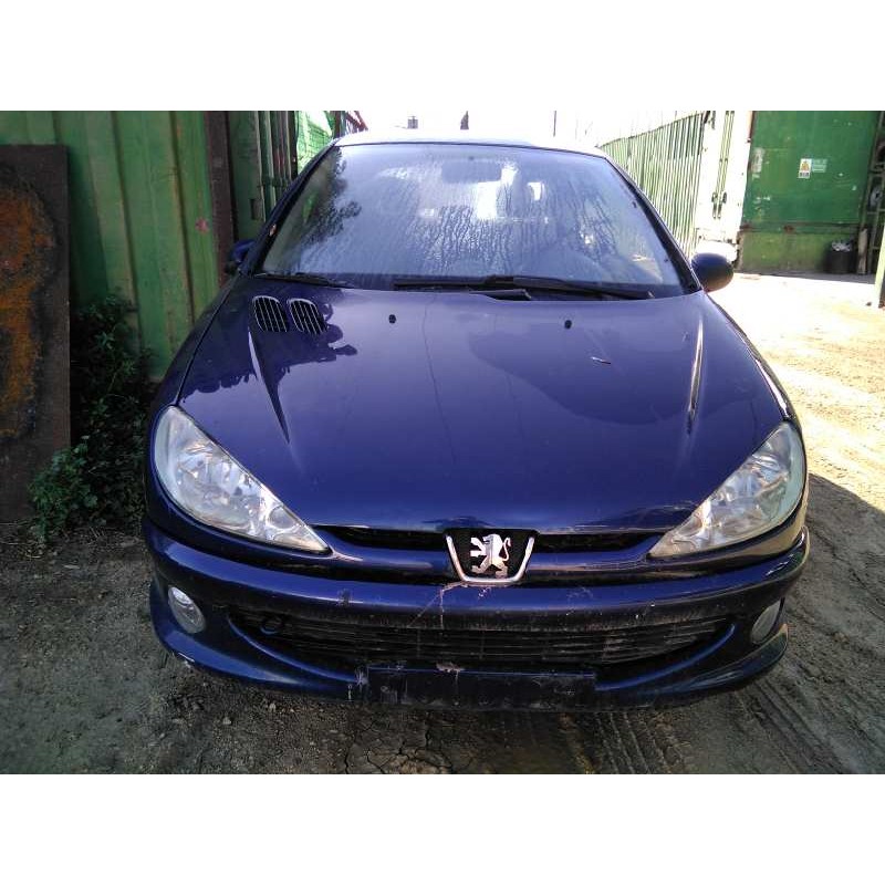 peugeot 206 berlina del año 2002