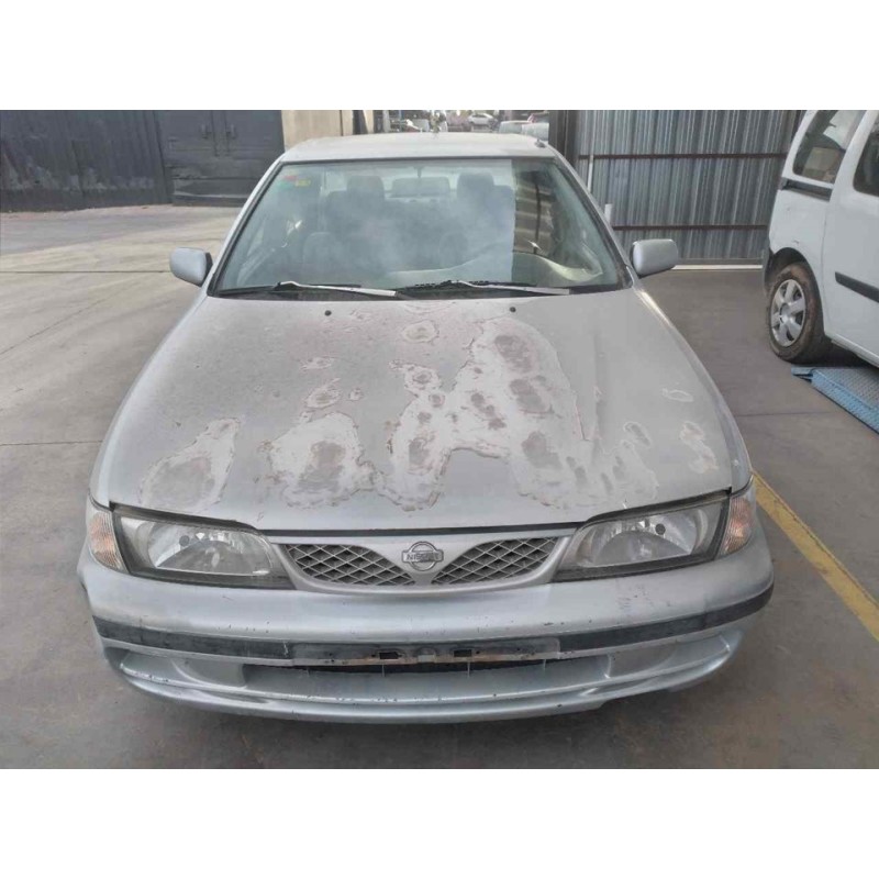 nissan almera (n15) del año 1998