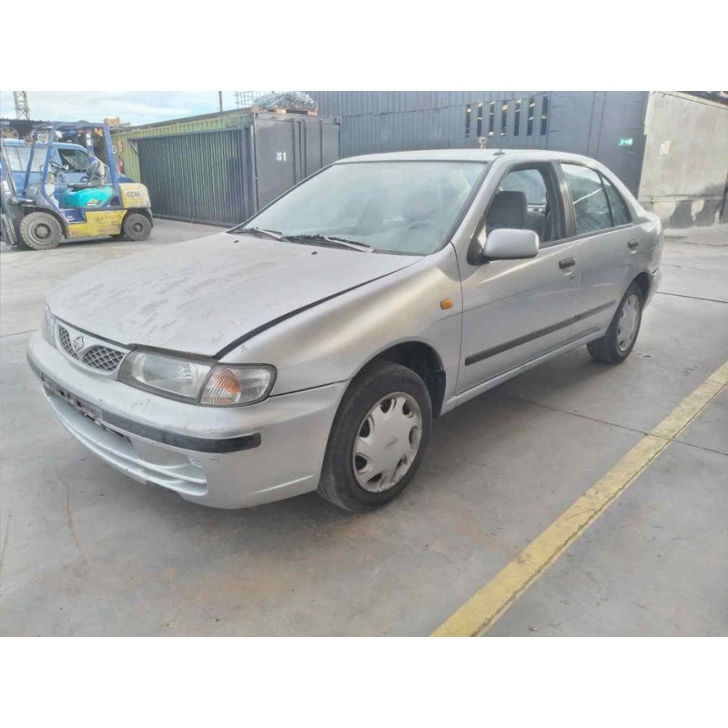 nissan almera (n15) del año 1998