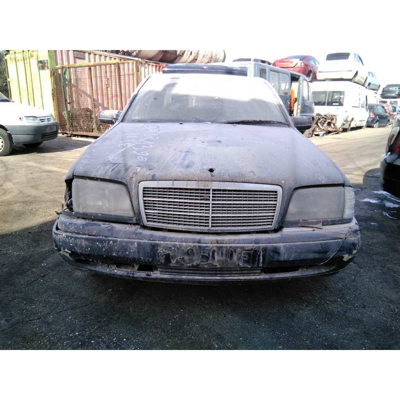 mercedes-benz clase c (w202) berlina del año 1996
