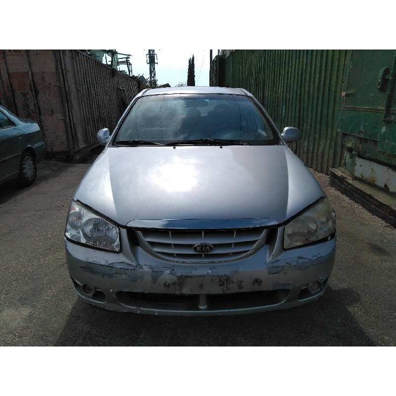 kia cerato del año 2004