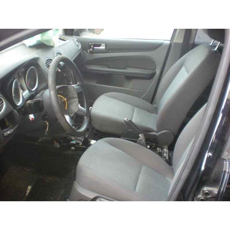 ford focus berlina (cap) del año 2008
