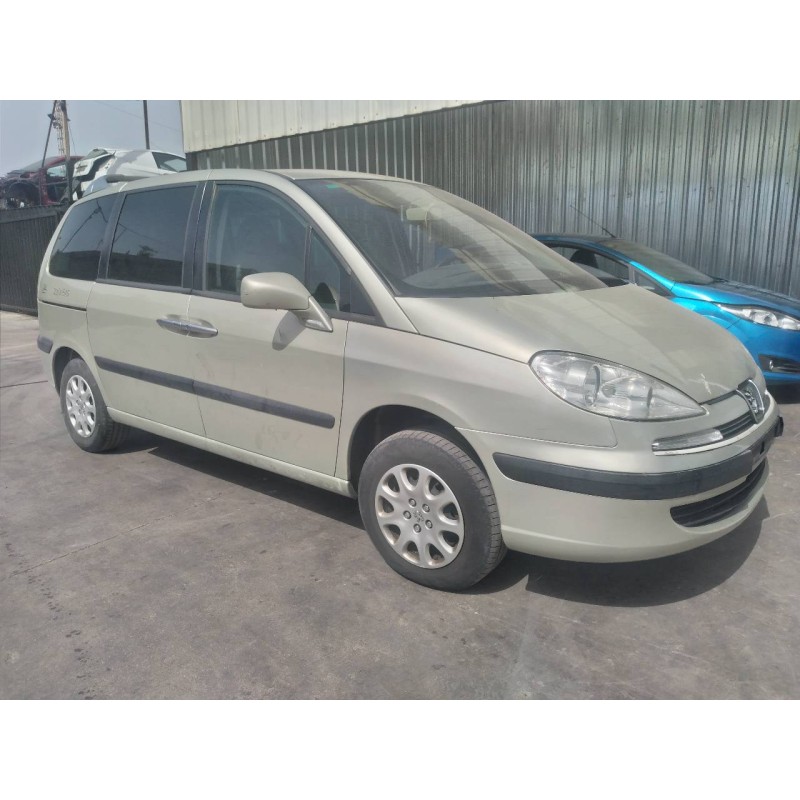 peugeot 807 del año 2005
