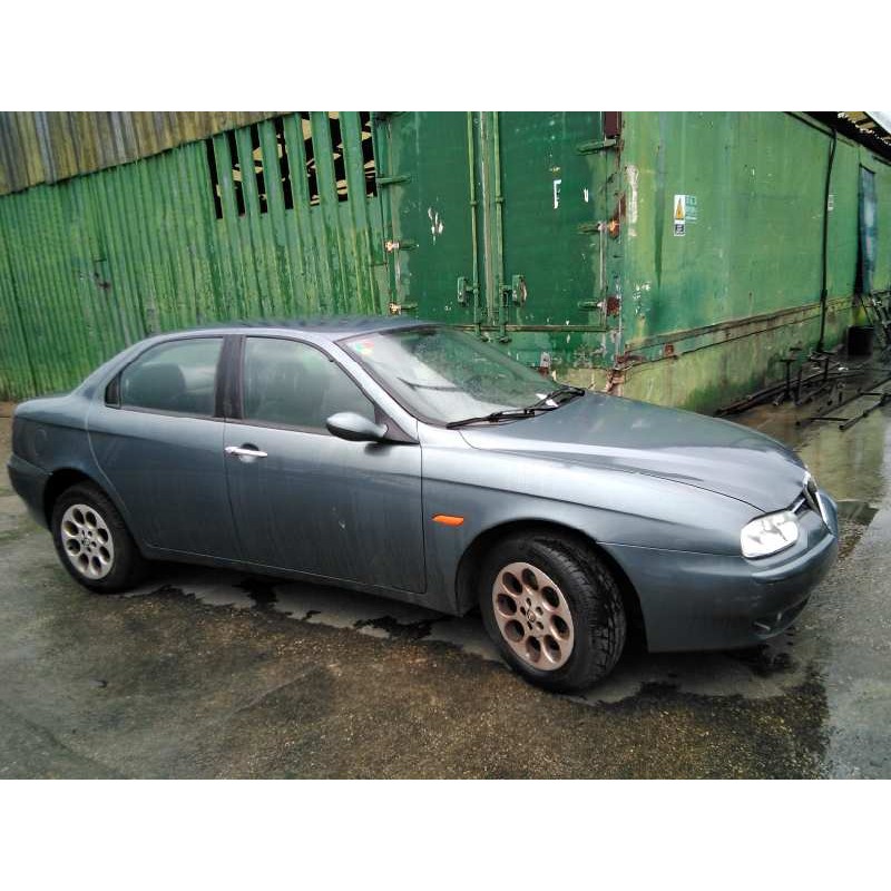 alfa romeo 156 del año 2002