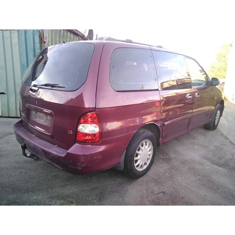kia carnival del año 2001