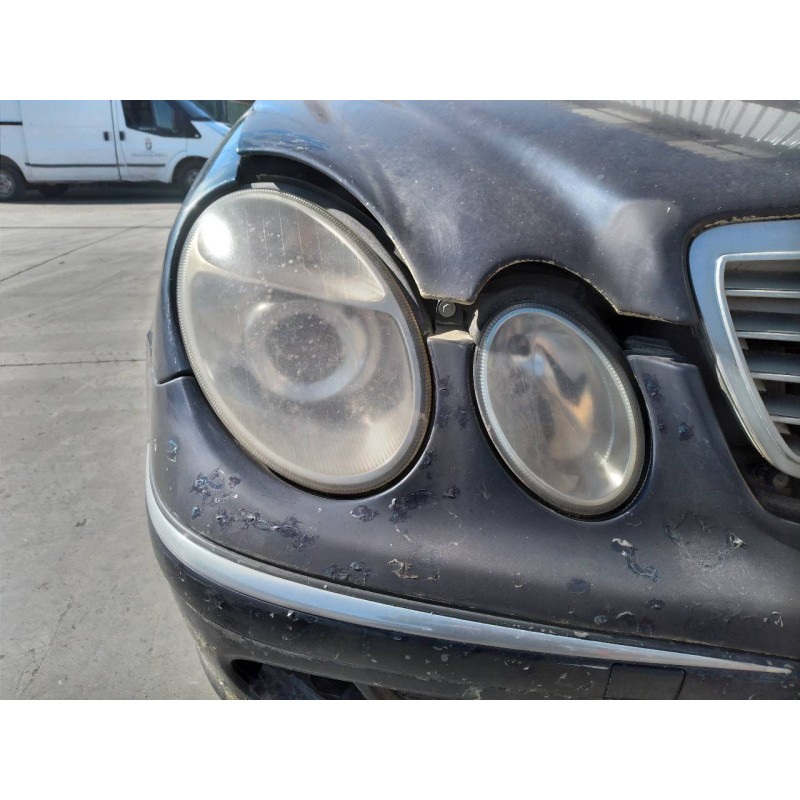 mercedes-benz clase e (w211) berlina del año 2002