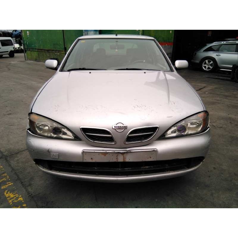 nissan primera berlina (p11) del año 2001