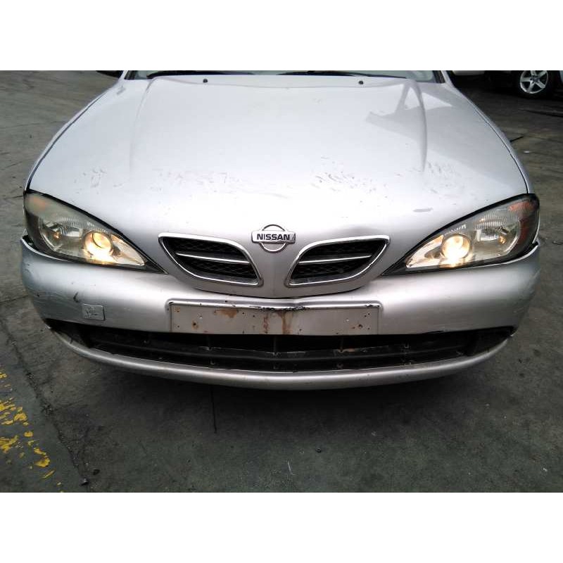 nissan primera berlina (p11) del año 2001