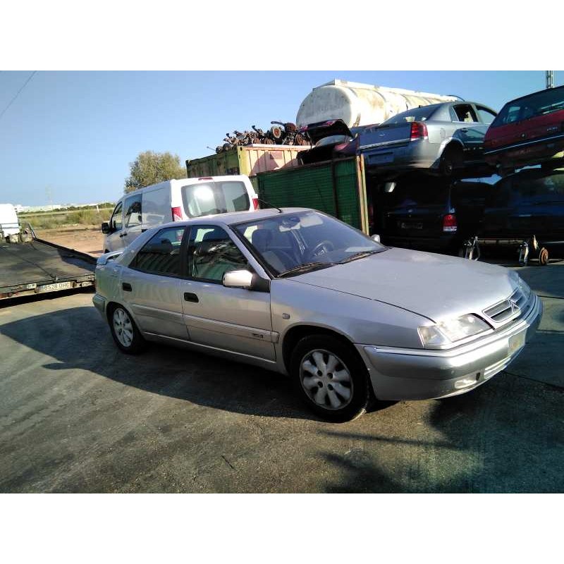 citroën xantia berlina del año 2000