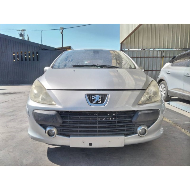 peugeot 307 berlina (s2) del año 2007