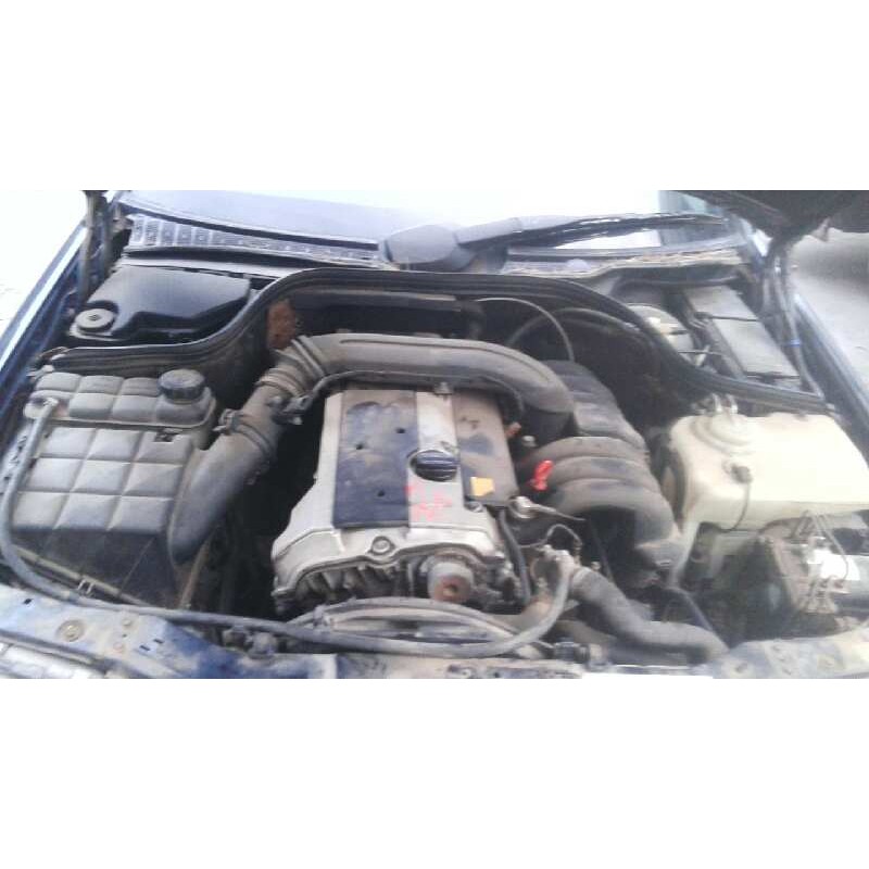 mercedes-benz clase c (w202) berlina del año 1993